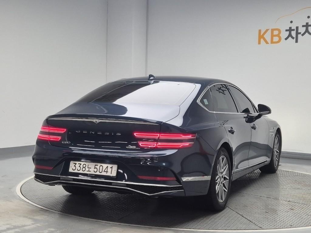 Genesis G80 - Vista 3