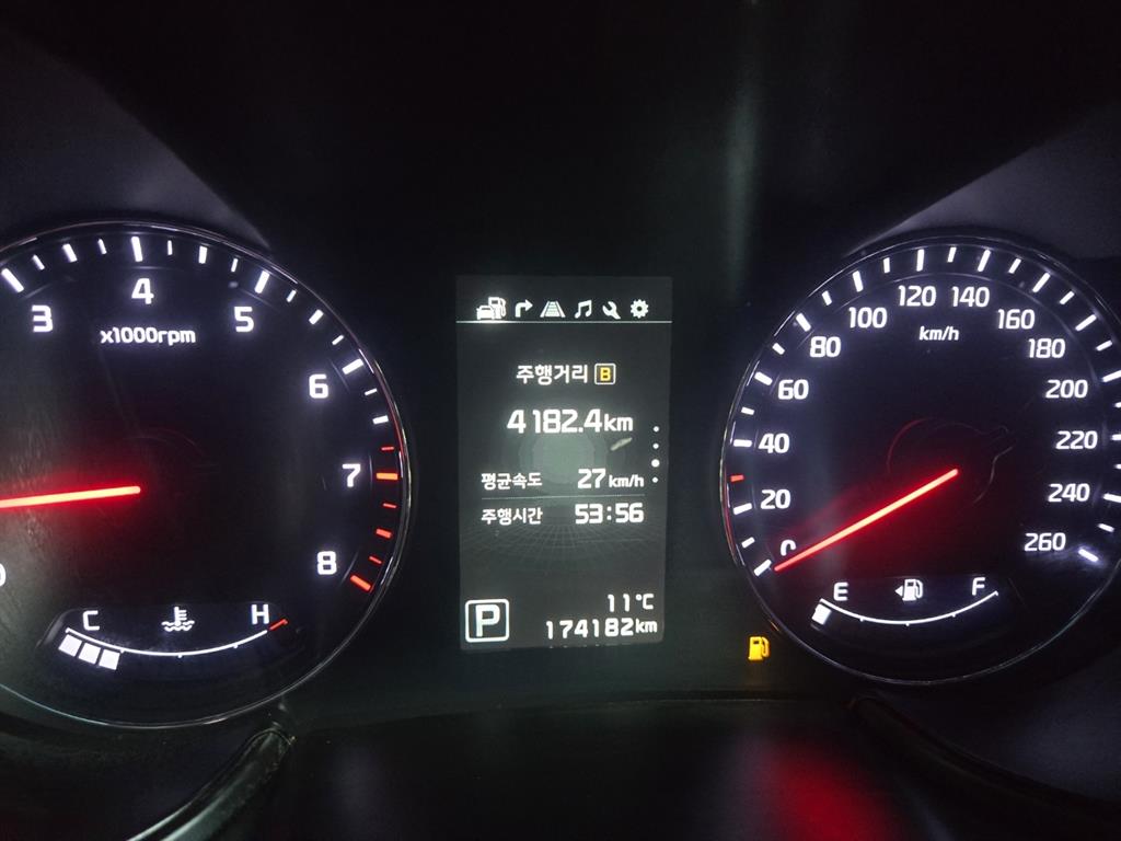 KIA K9 - Vista 6