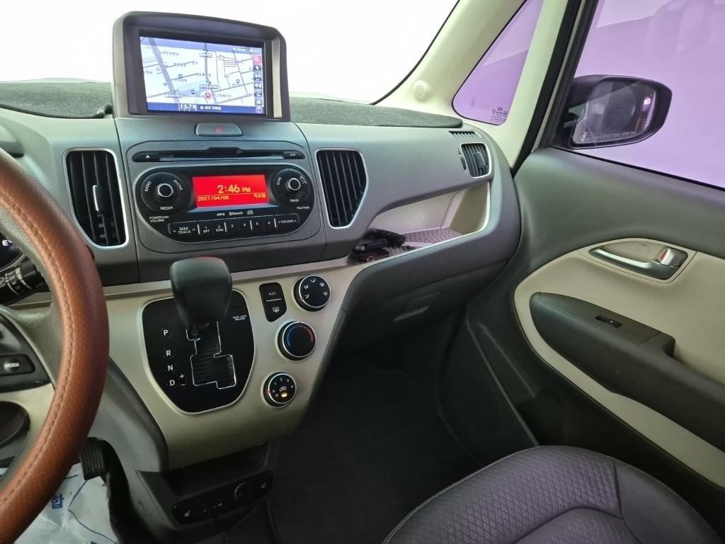 KIA Ray - Vista 9