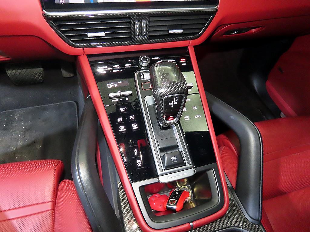 [포르쉐]카이엔(PO536) 3.0 쿠페 - миниатюра 12