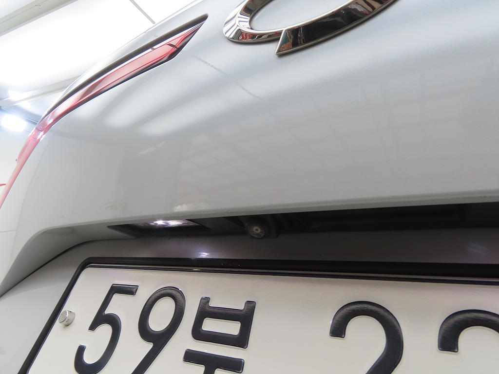 SAMSUNG QM6 2018 Blanco - Importación desde Corea - HF Imports Iquique - Foto 16
