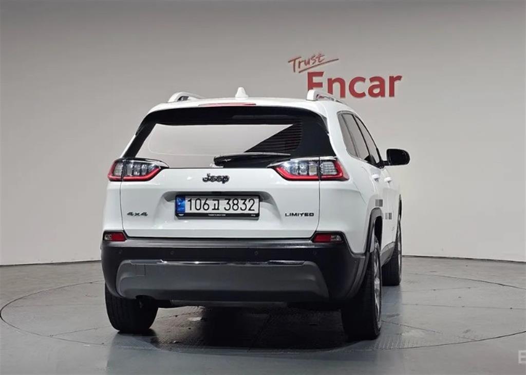 Jeep Cherokee - Vista 4