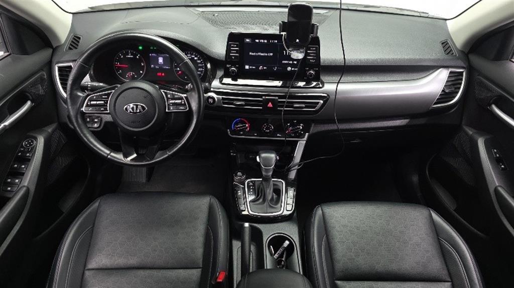 KIA Seltos - Vista 7