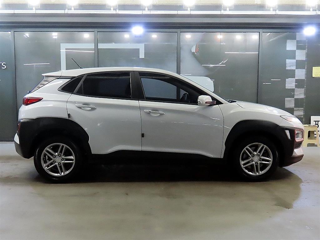 HYUNDAI Kona - Vista 3