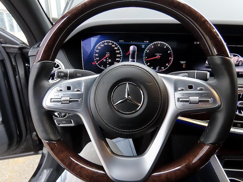 Mercedes Benz S Class - Vista 8