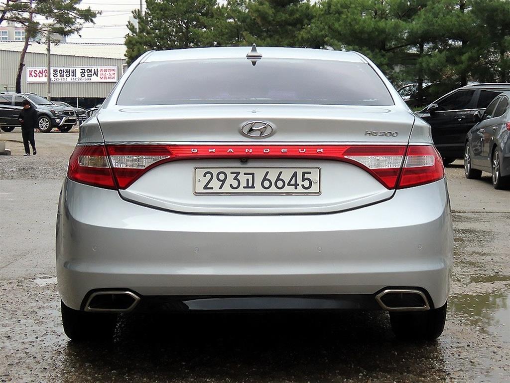 HYUNDAI Grandeur - Vista 4