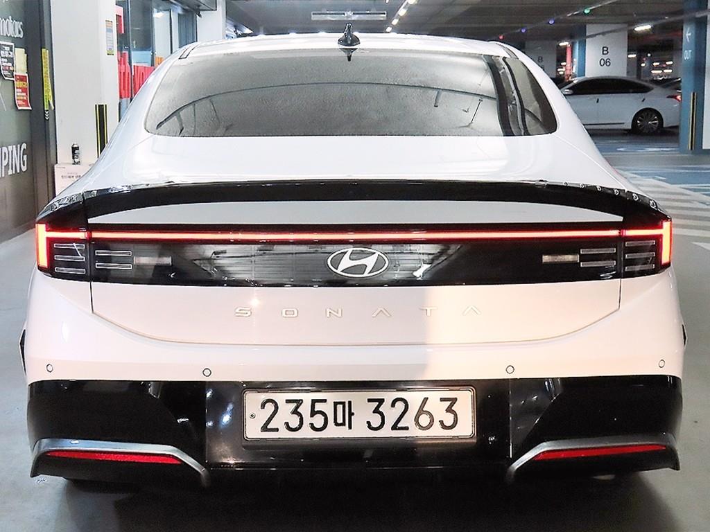 HYUNDAI Sonata - Vista 5