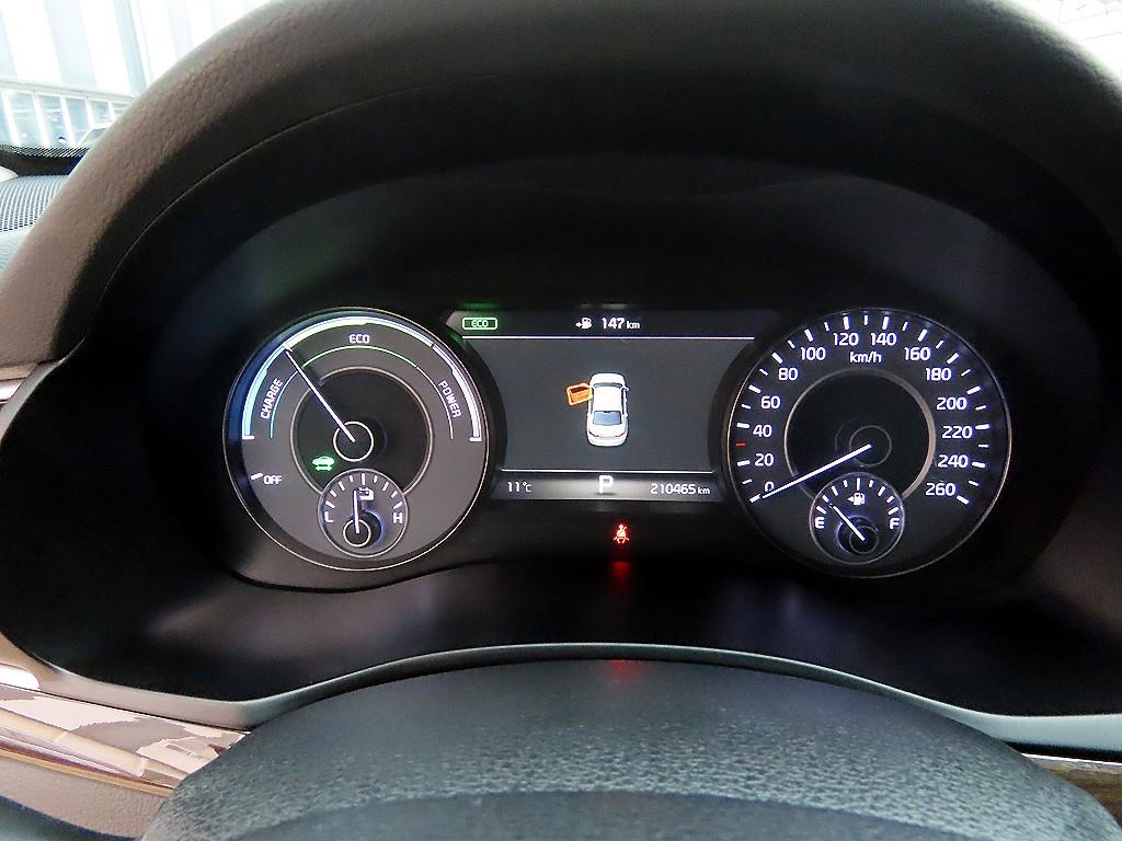 KIA K7 - Vista 9