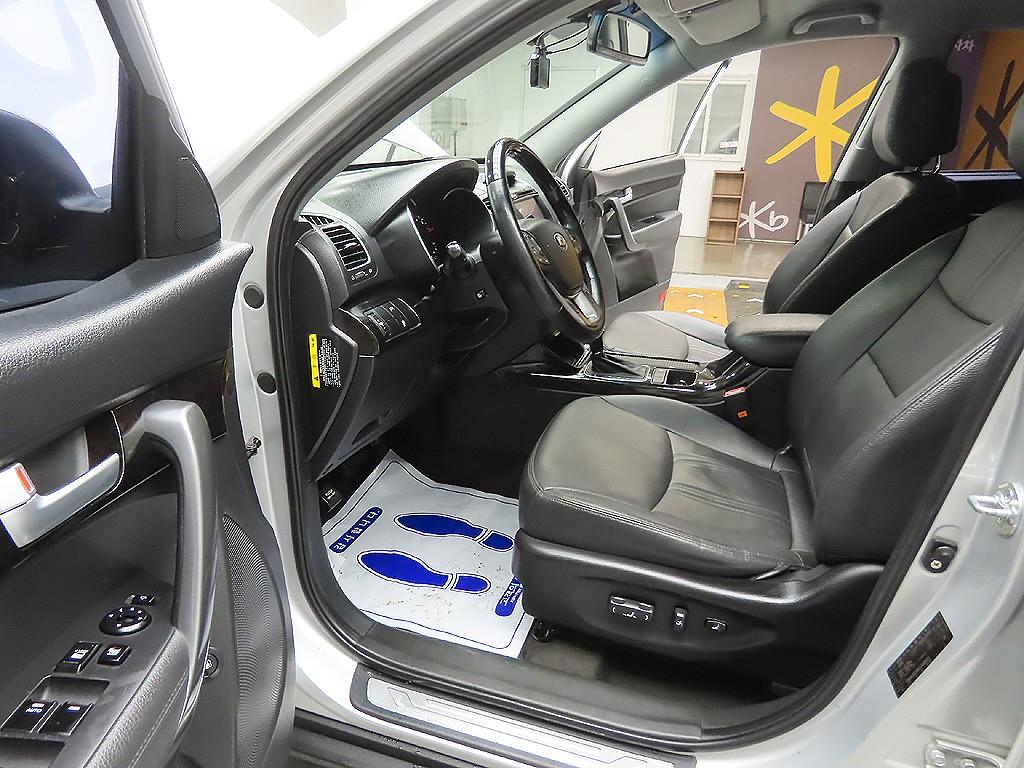 KIA Sorento 2014 Plateado - Importación desde Corea - HF Imports Iquique - Foto 9