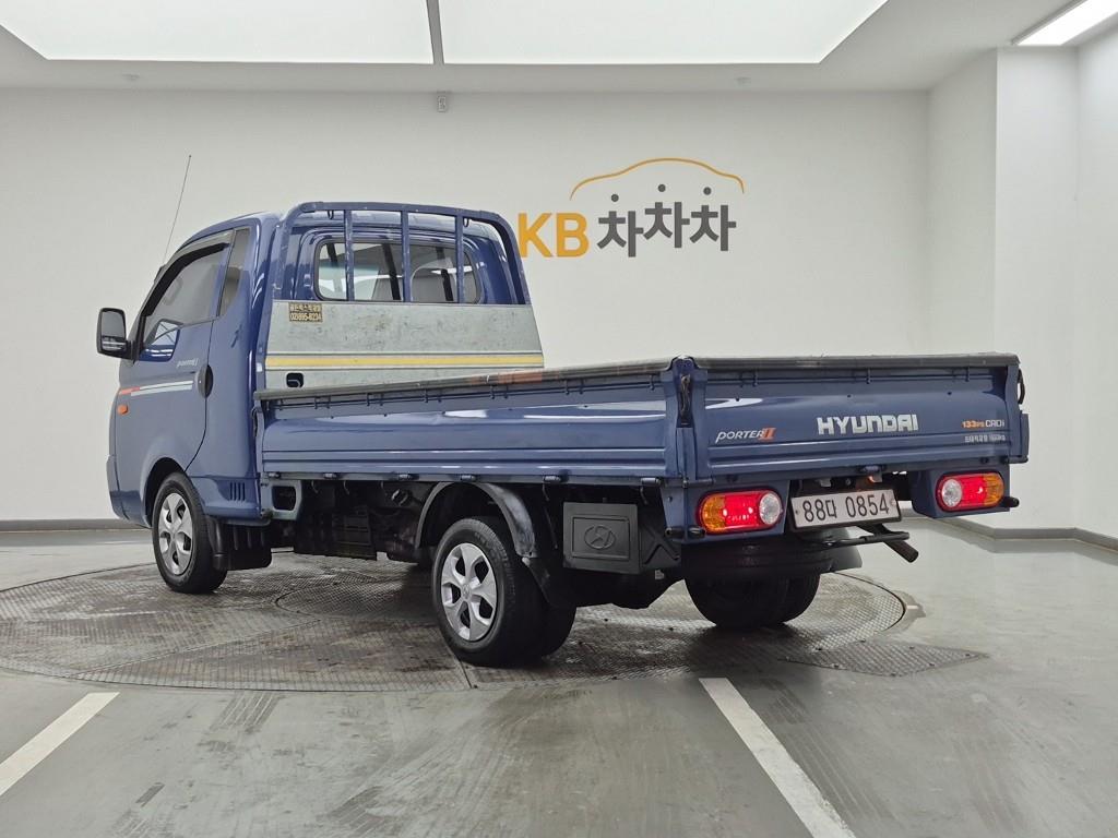 Small Truck Cargo (small) - Vista 3
