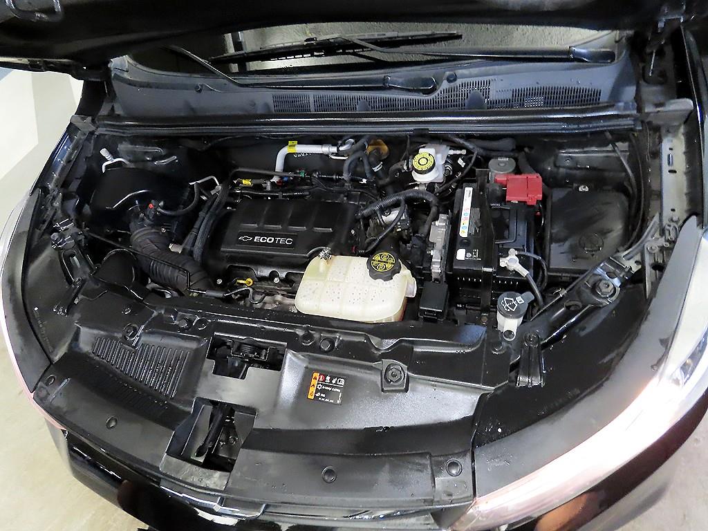 Chevrolet Trax 2019 Negro - Importación desde Corea - HF Imports Iquique - Foto 17