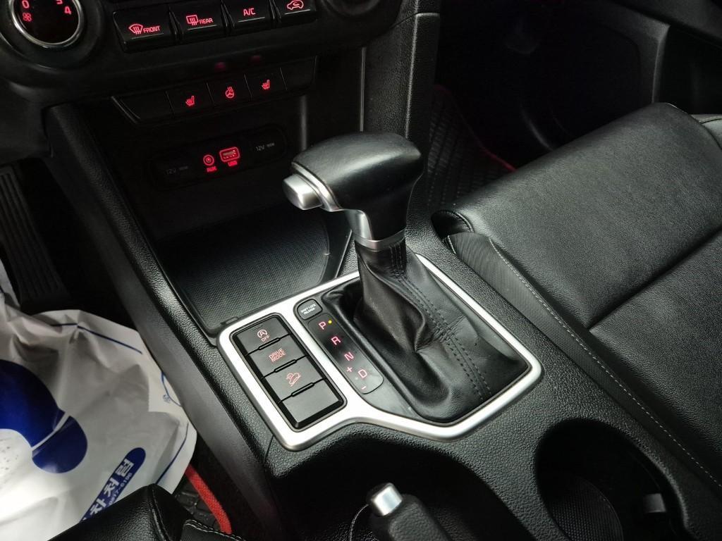 KIA Sportage - Vista 8