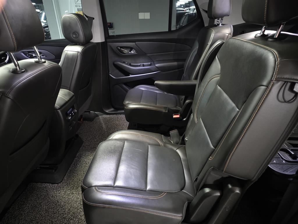 Chevrolet Travers - Vista 8