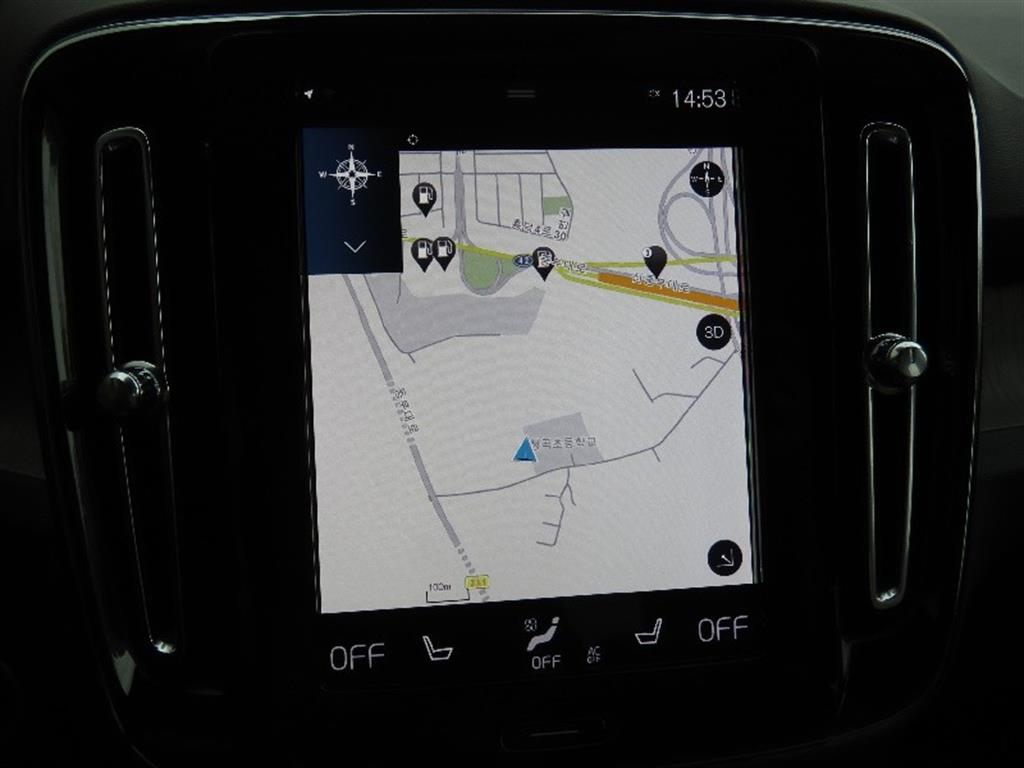 Volvo XC40 2019 Plateado - Importación desde Corea - HF Imports Iquique - Foto 8