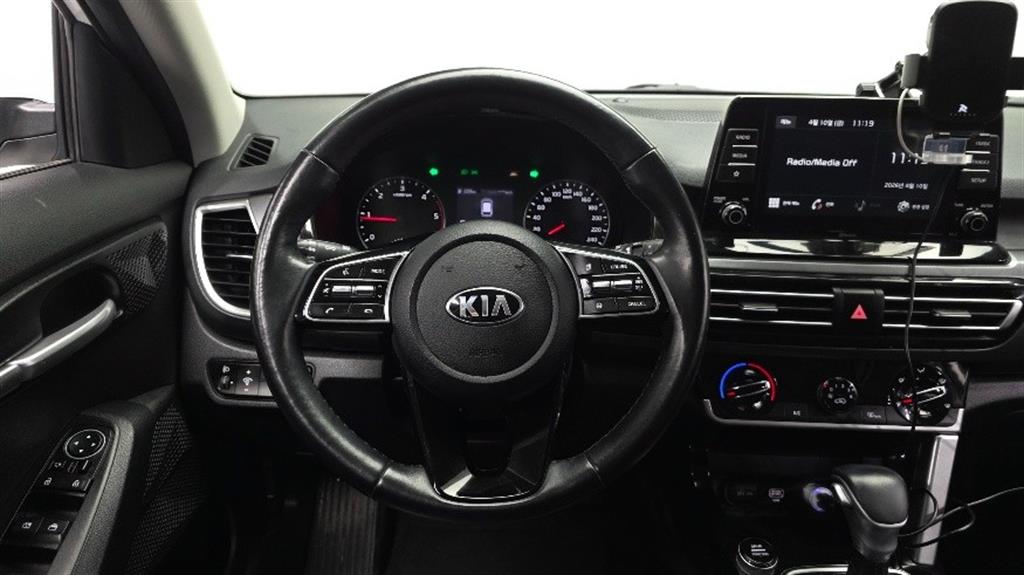 KIA Seltos 2020 Blanco - Importación desde Corea - HF Imports Iquique - Foto 14