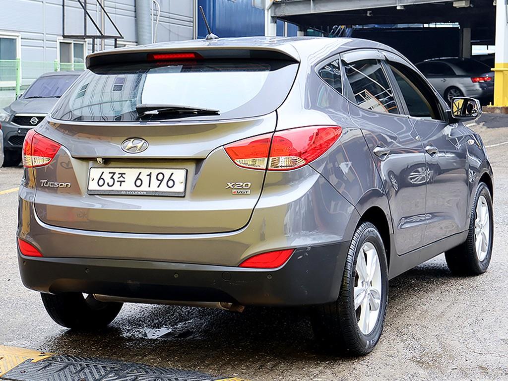 HYUNDAI Tucson - Vista 7