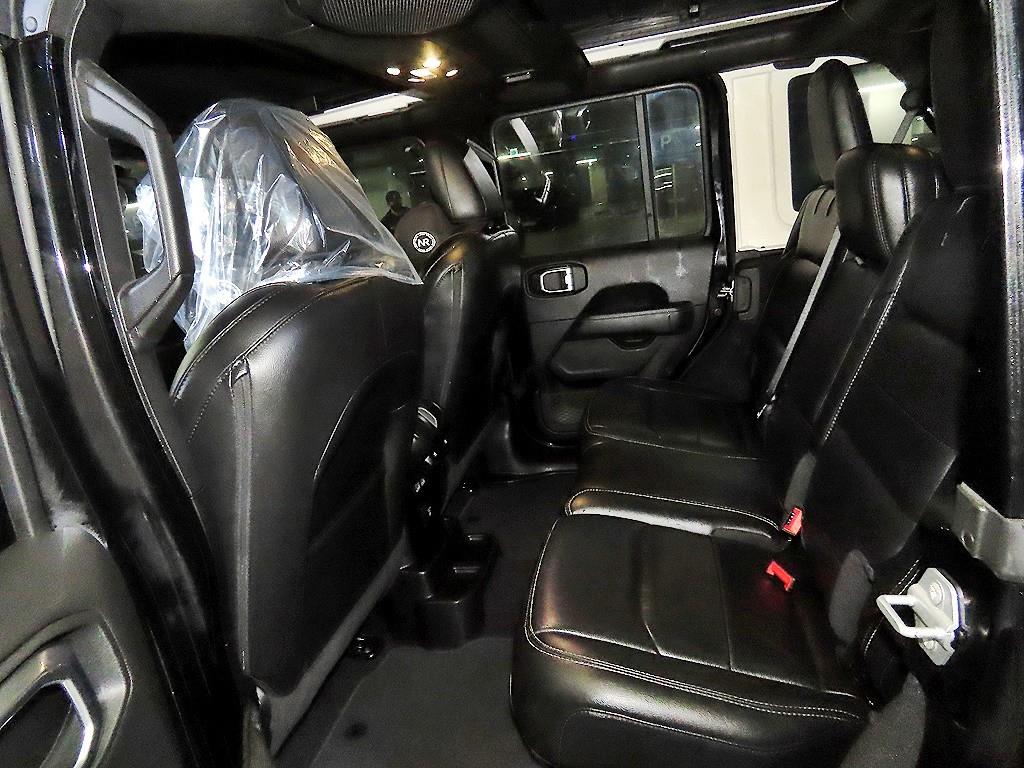 Jeep Wrangler - Vista 7