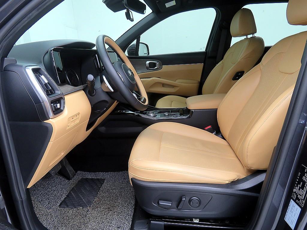 KIA Sorento - Vista 7