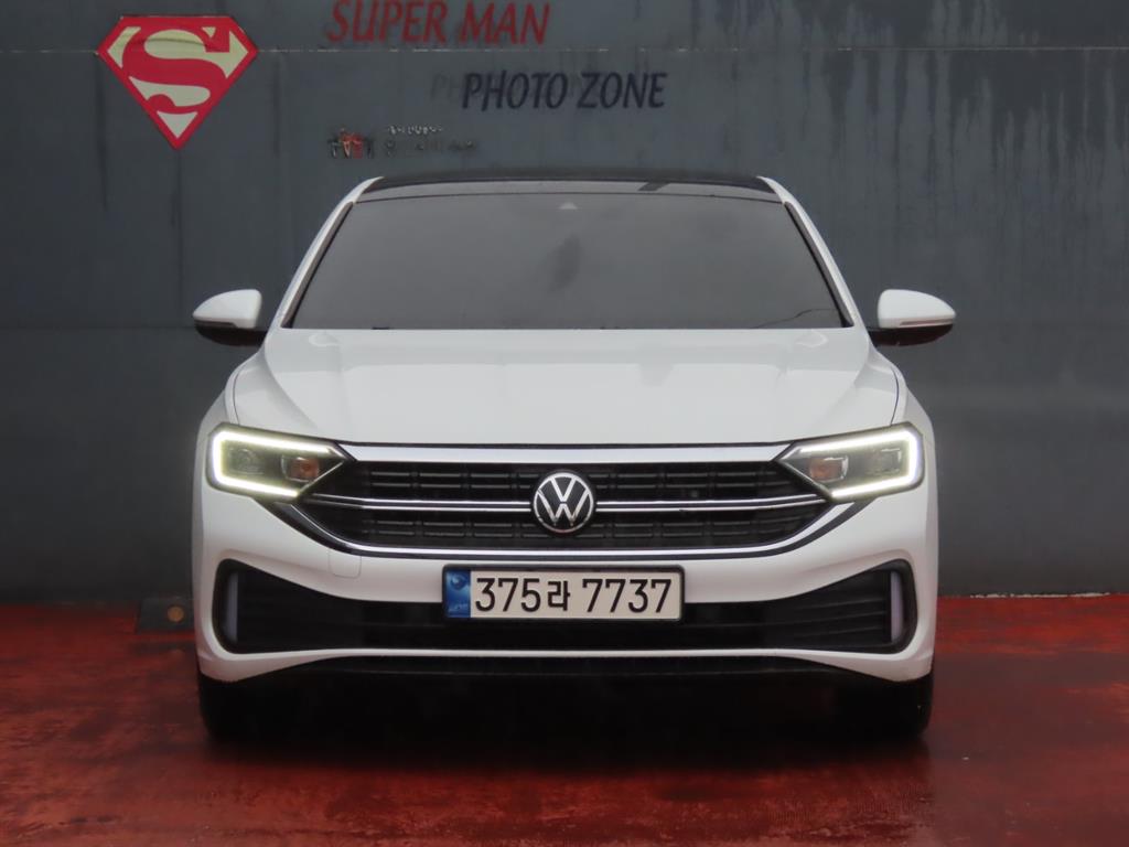 Volkswagen Jetta - Vista 3