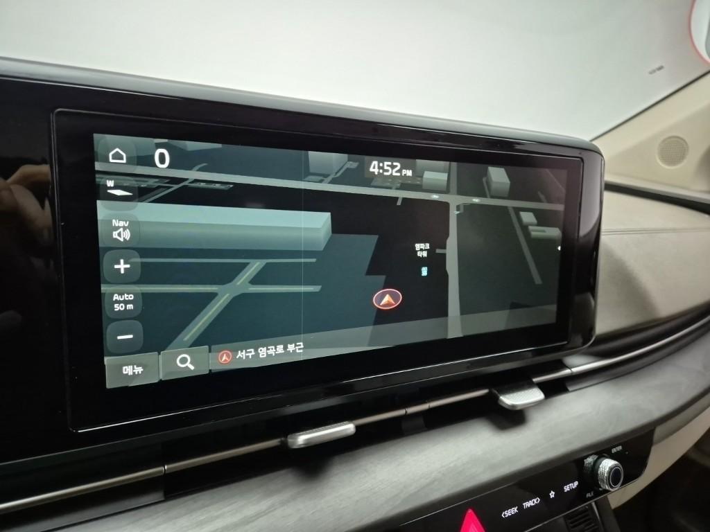 KIA Carnival - Vista 7