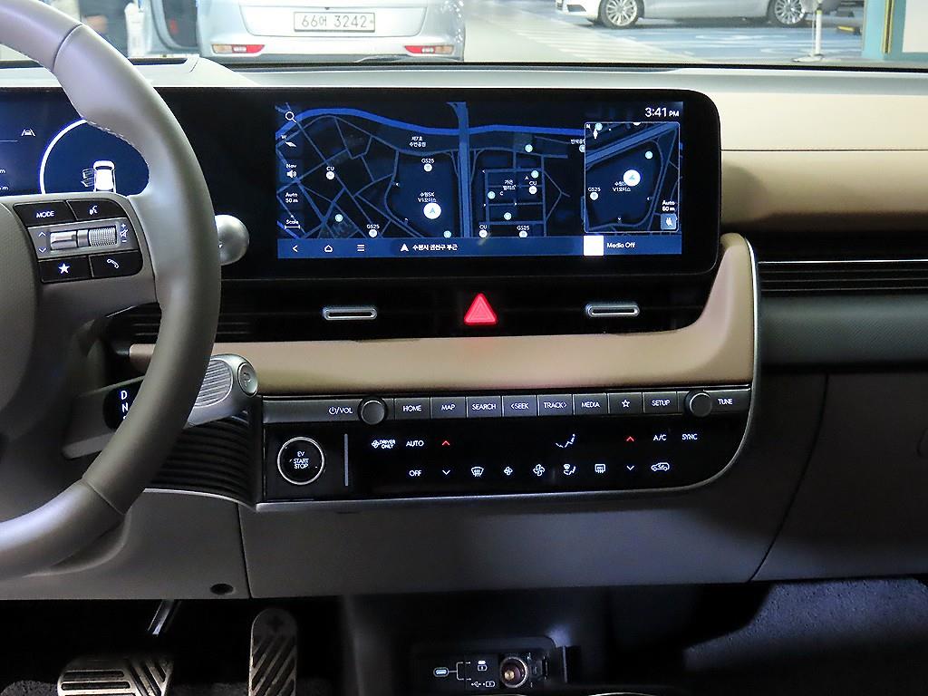 HYUNDAI Ioniq 5 - Vista 11