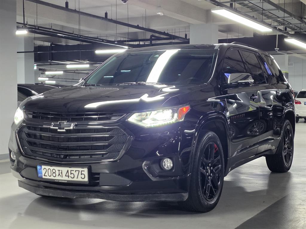 Chevrolet Travers - Vista 3