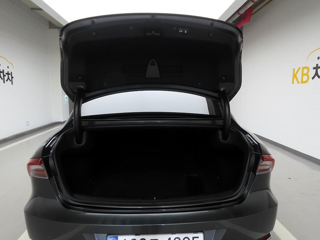 HYUNDAI Grandeur - Vista 5