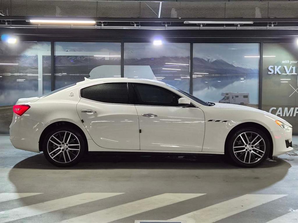 Maserati Ghibli - Vista 3