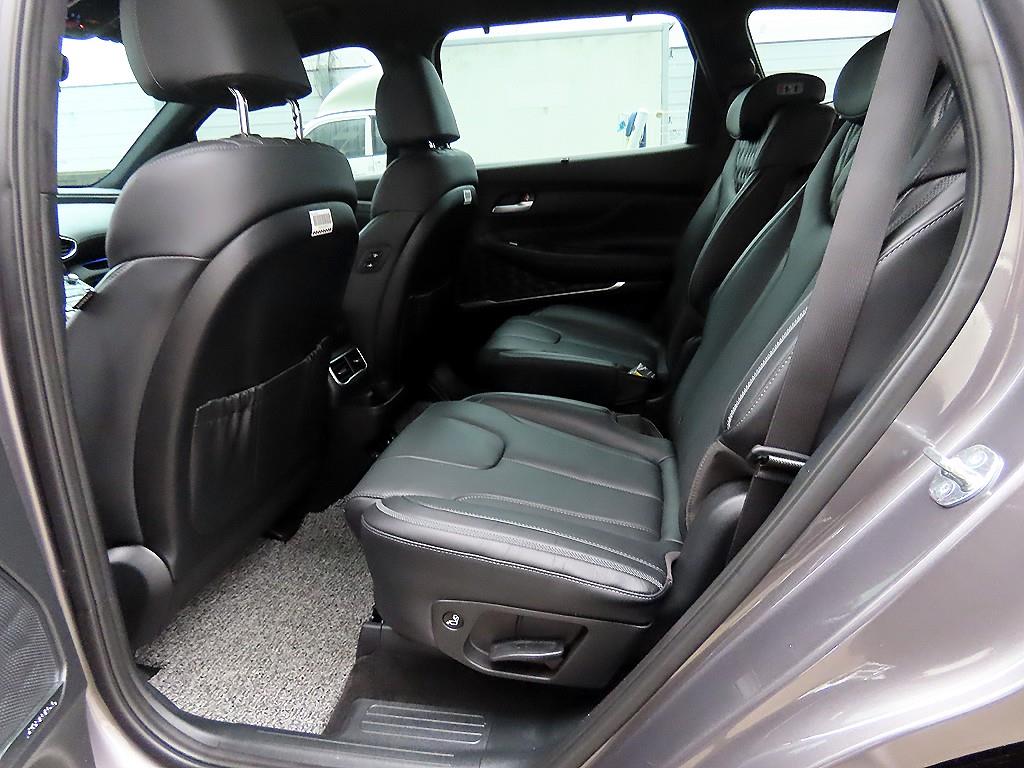 HYUNDAI Santa Fe - Vista 6
