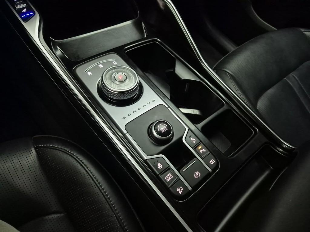 KIA Sorento - Vista 8