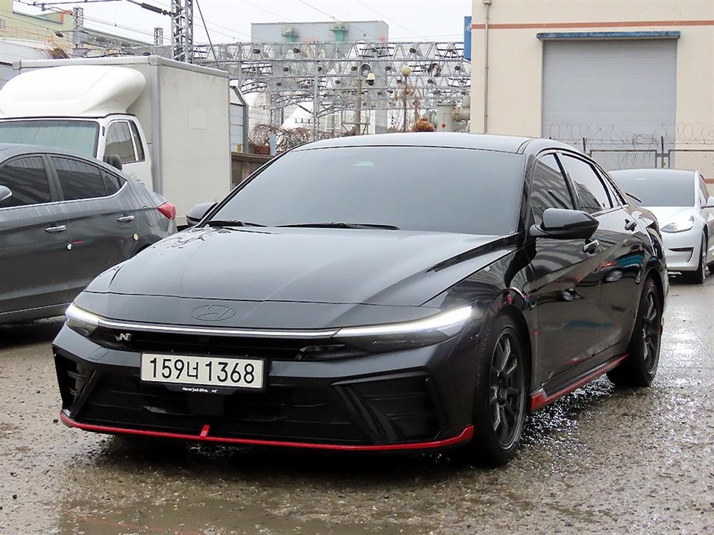 HYUNDAI Avante - Vista 2