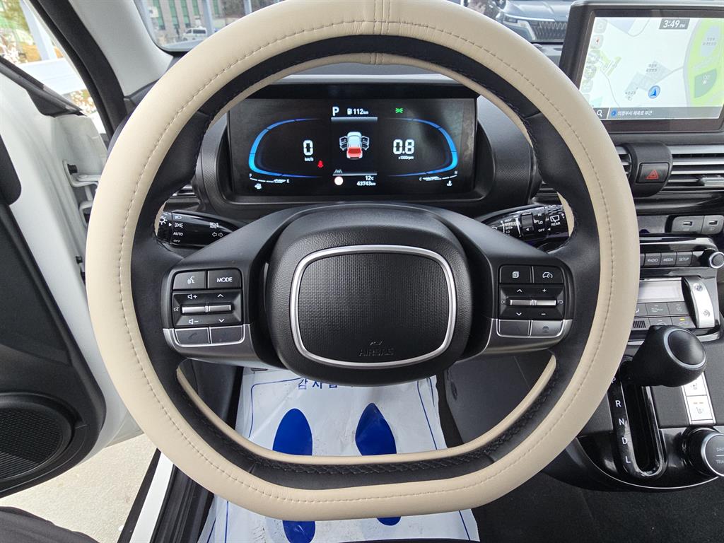 HYUNDAI Casper - Vista 10