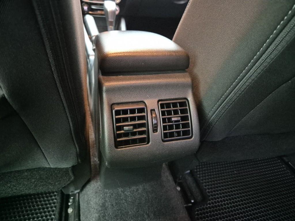 SAMSUNG SM3 - Vista 11