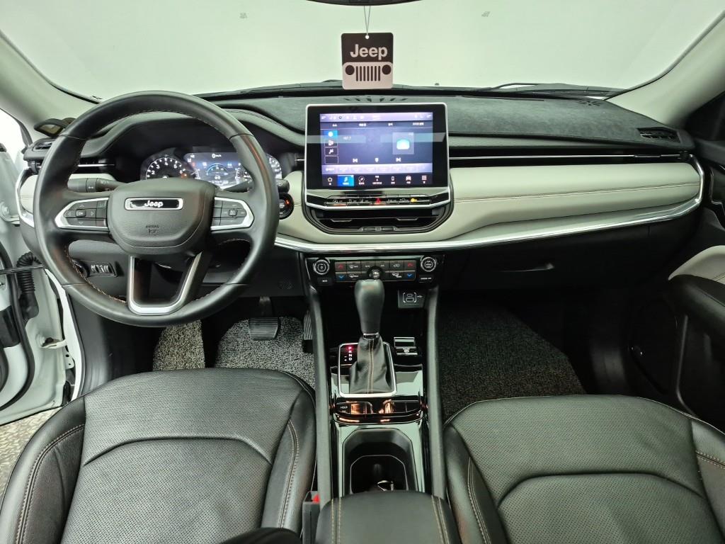 Jeep Compass - Vista 5