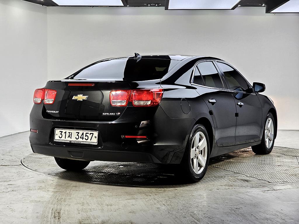 Chevrolet Malibu - Vista 4