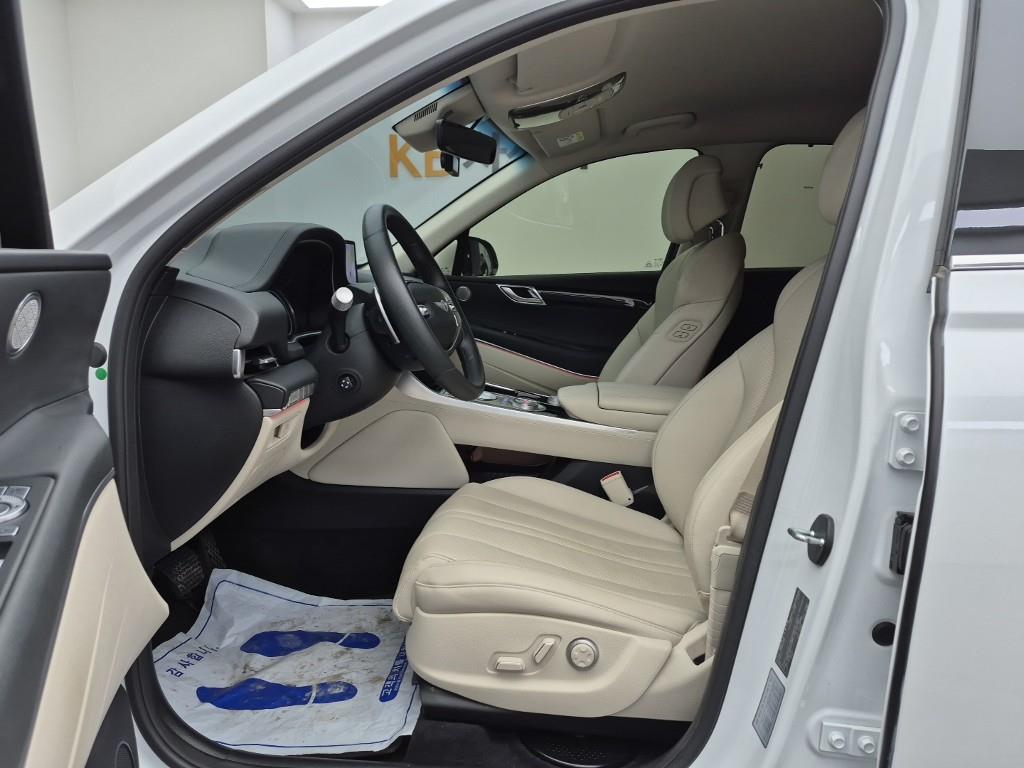 Genesis GV80 - Vista 11