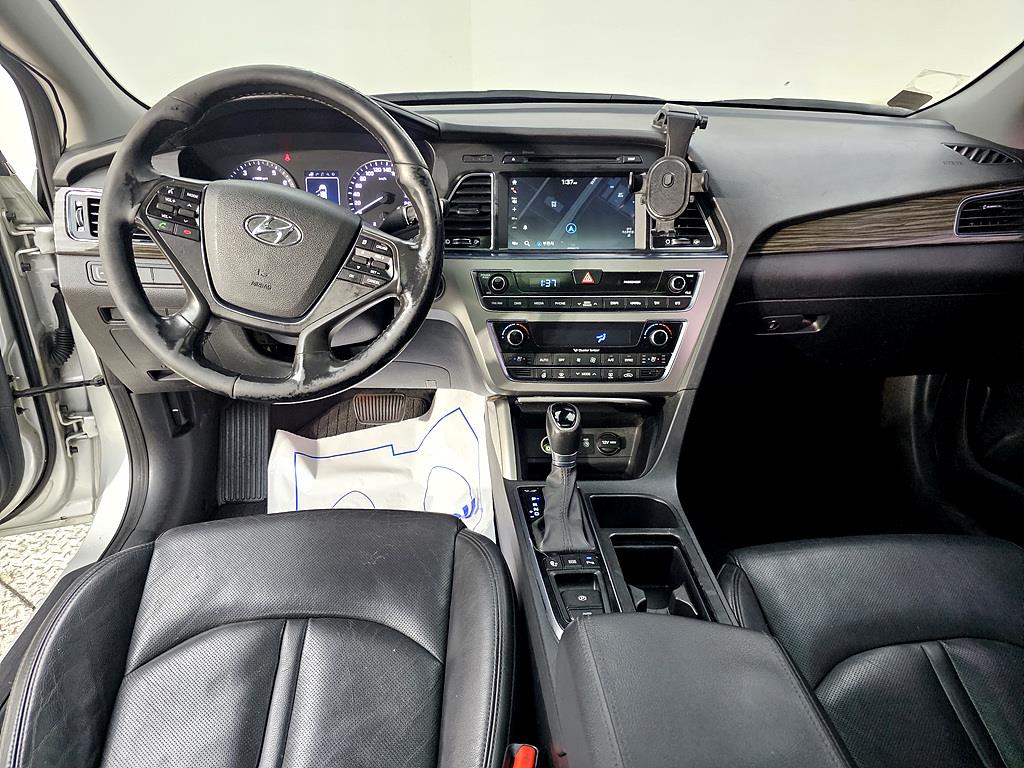 HYUNDAI Sonata - Vista 5