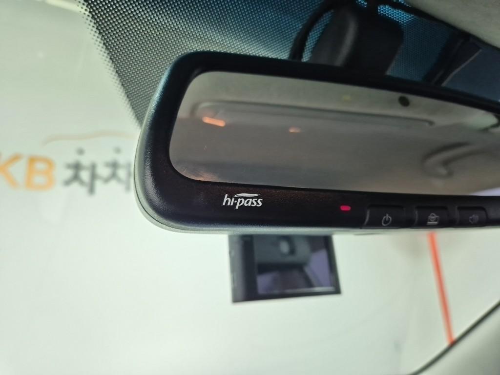 Ssangyong Tivoli 2018 Blanco - Importación desde Corea - HF Imports Iquique - Foto 17