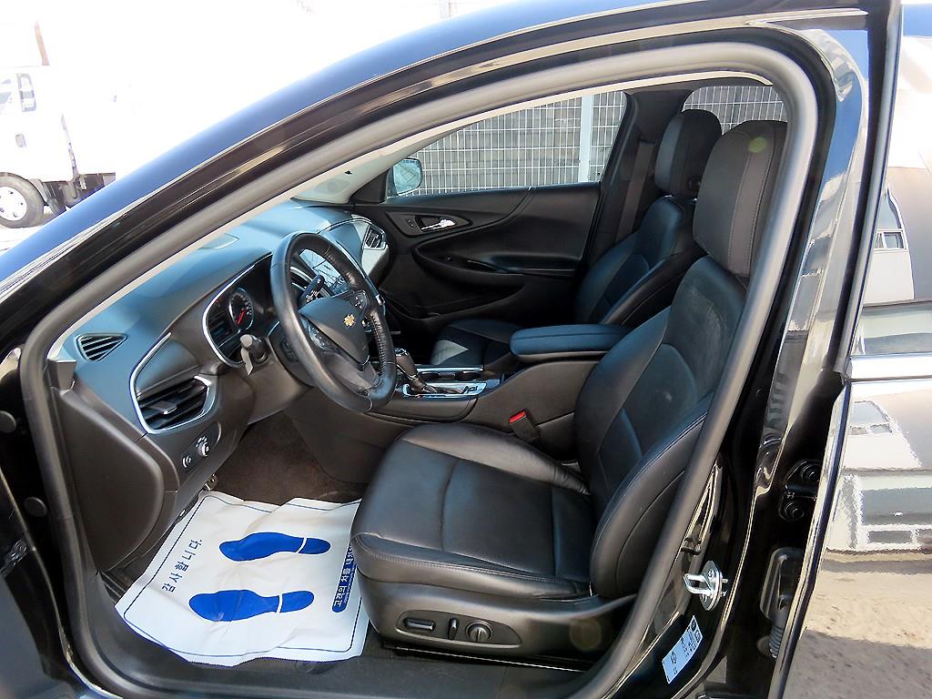 Chevrolet Malibu - Vista 5