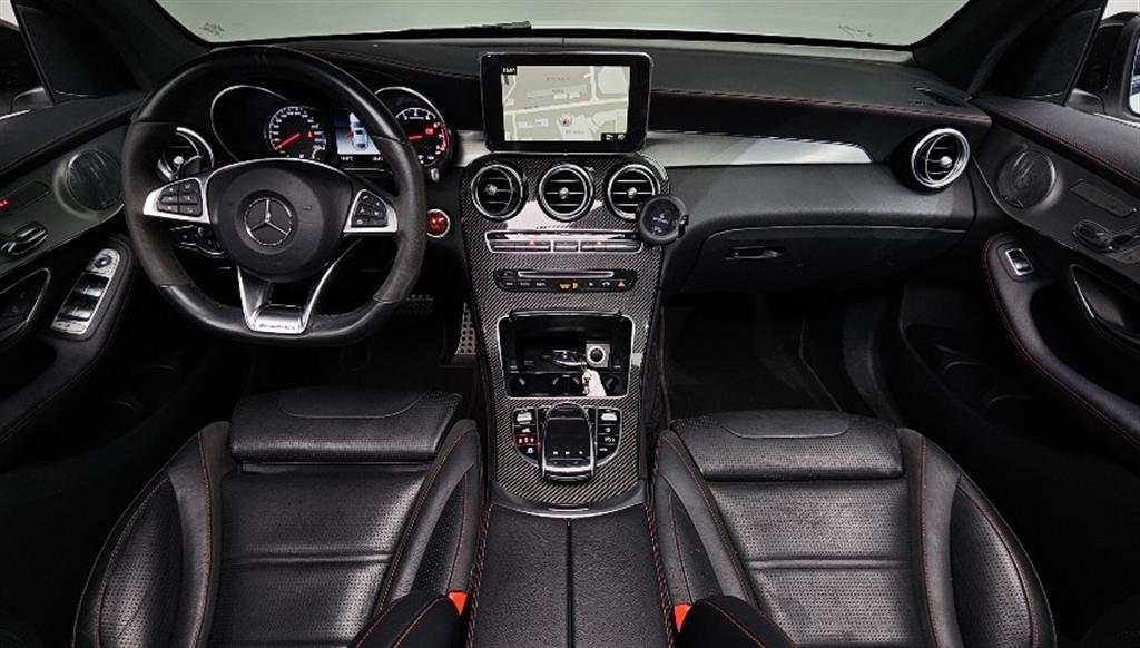 Mercedes Benz GLC Class - Vista 7