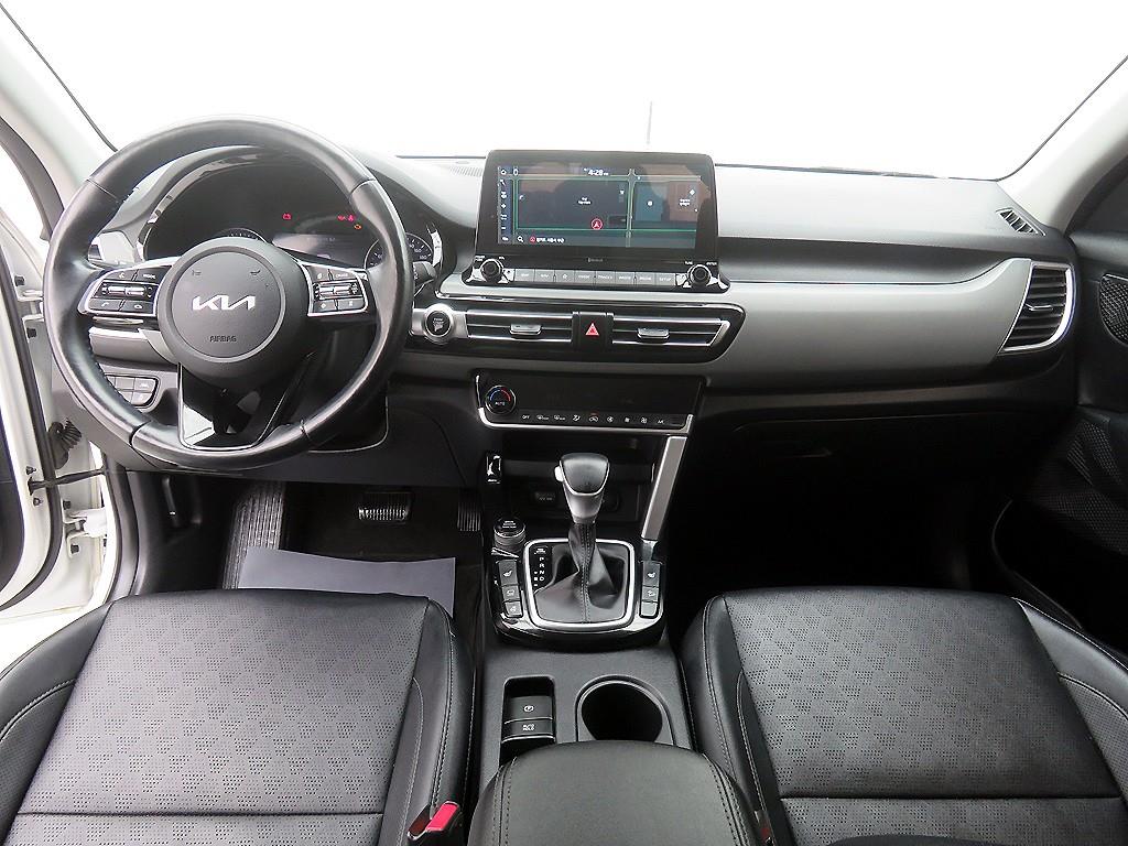 KIA Seltos - Vista 9
