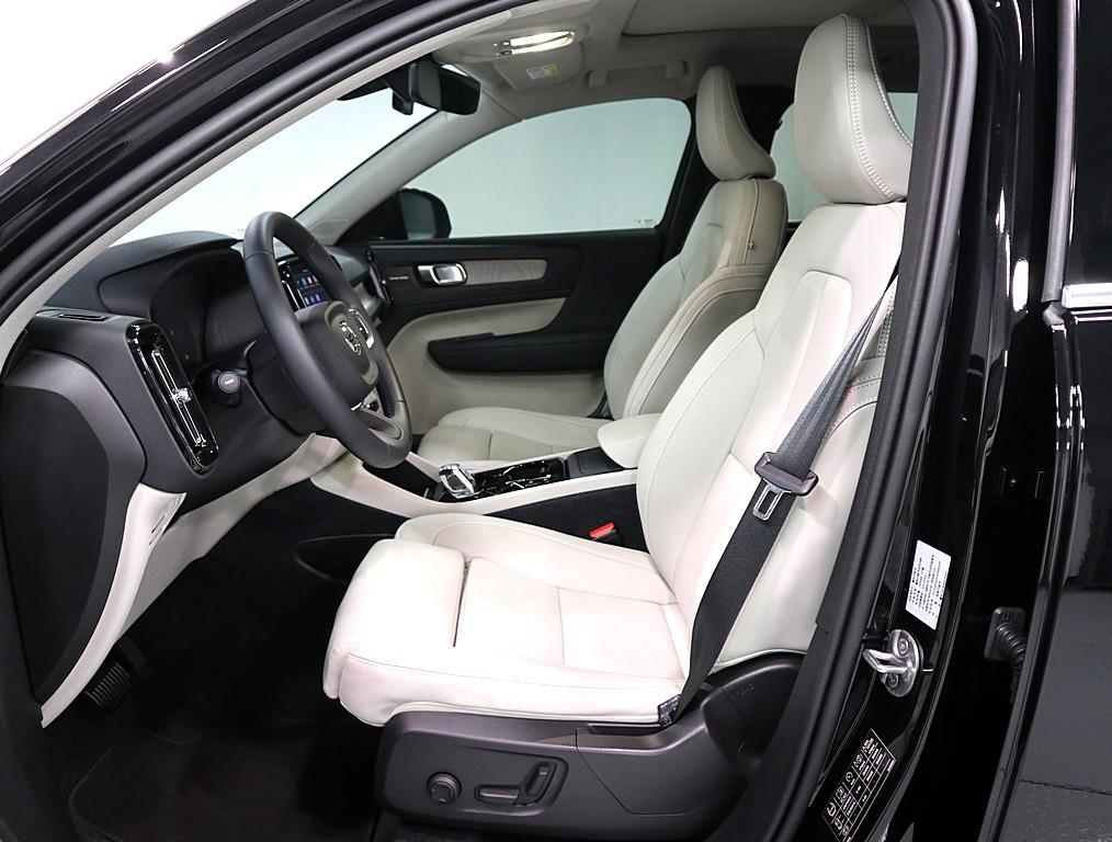 Volvo XC40 - Vista 9