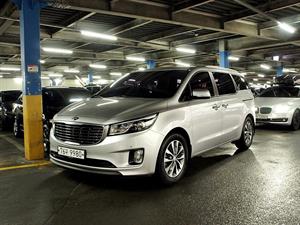 KIA Carnival - Vista 4