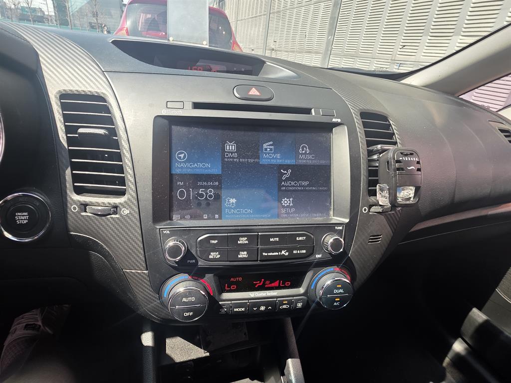 KIA K3 - Vista 5