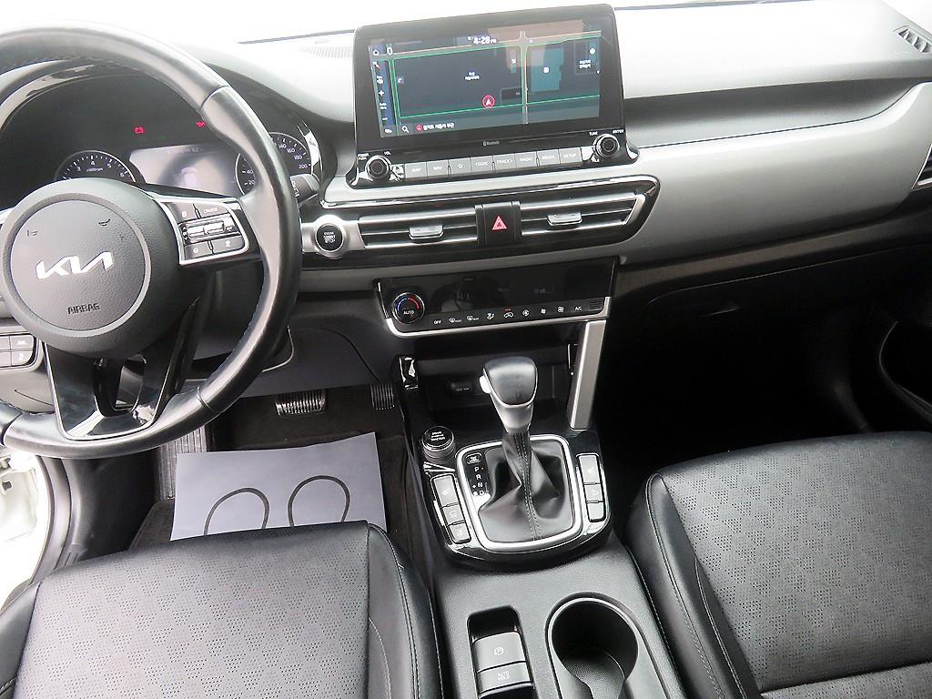 KIA Seltos - Vista 12