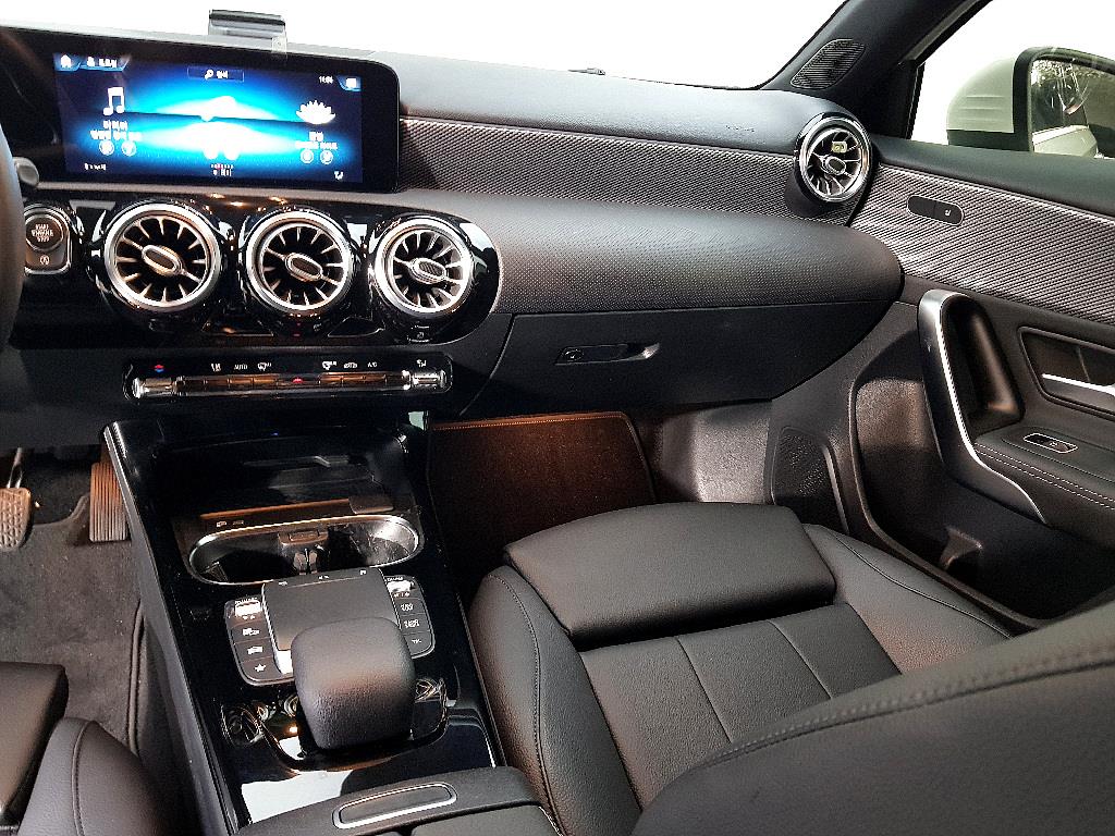 Mercedes Benz A Class - Vista 9
