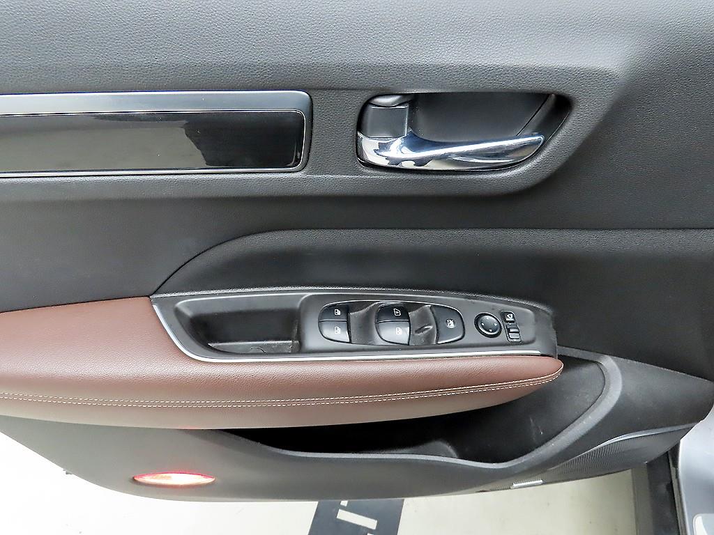 SAMSUNG QM6 - Vista 11