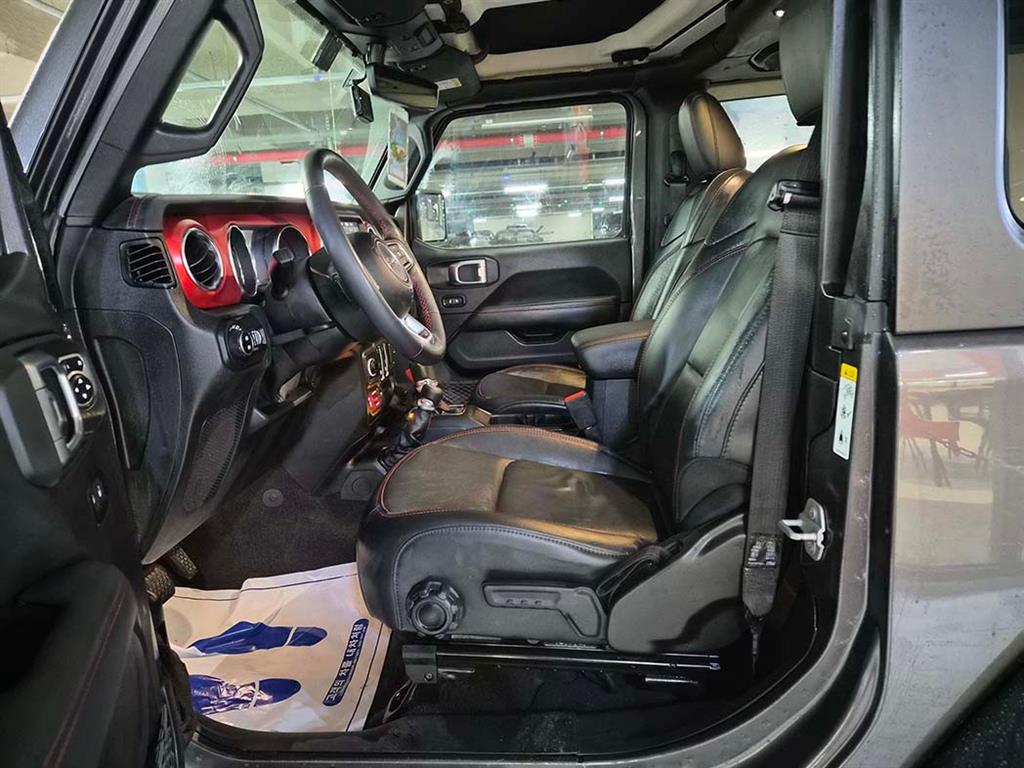 Jeep Wrangler - Vista 6