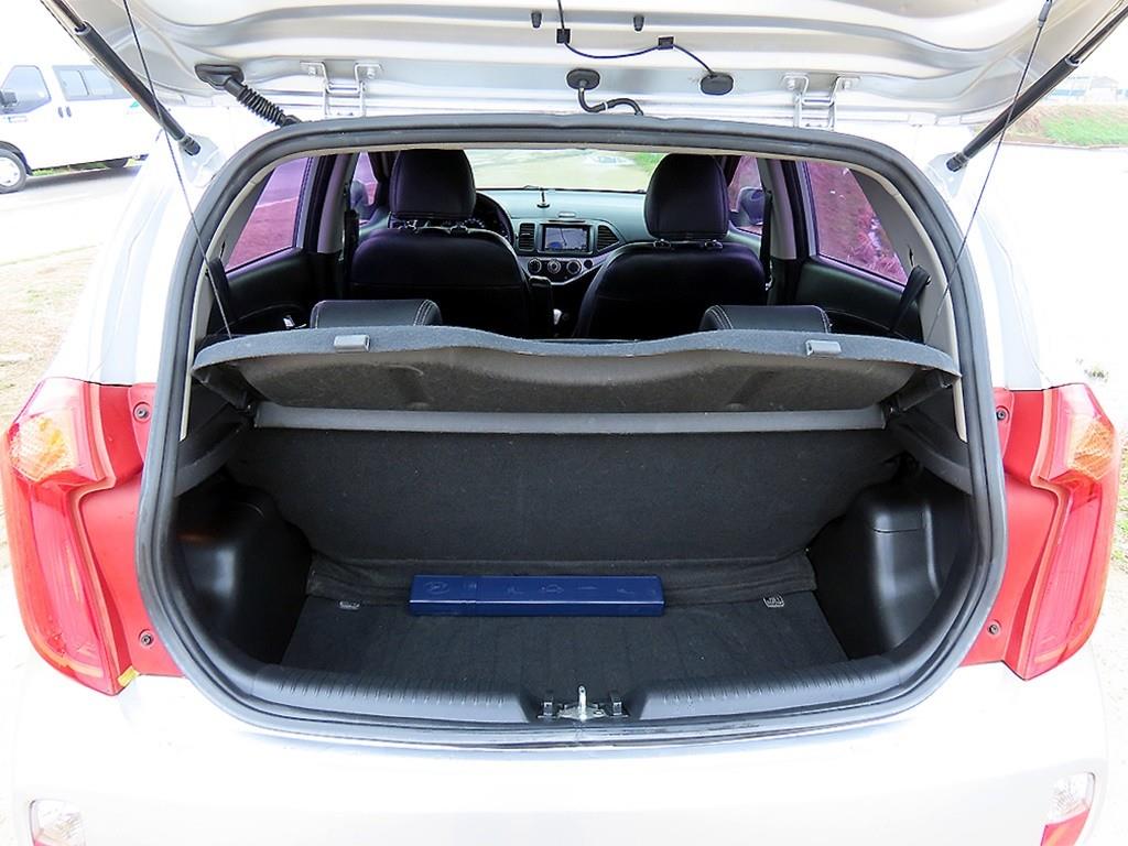 KIA Morning 2012 Gris - Importación desde Corea - HF Imports Iquique - Foto 17