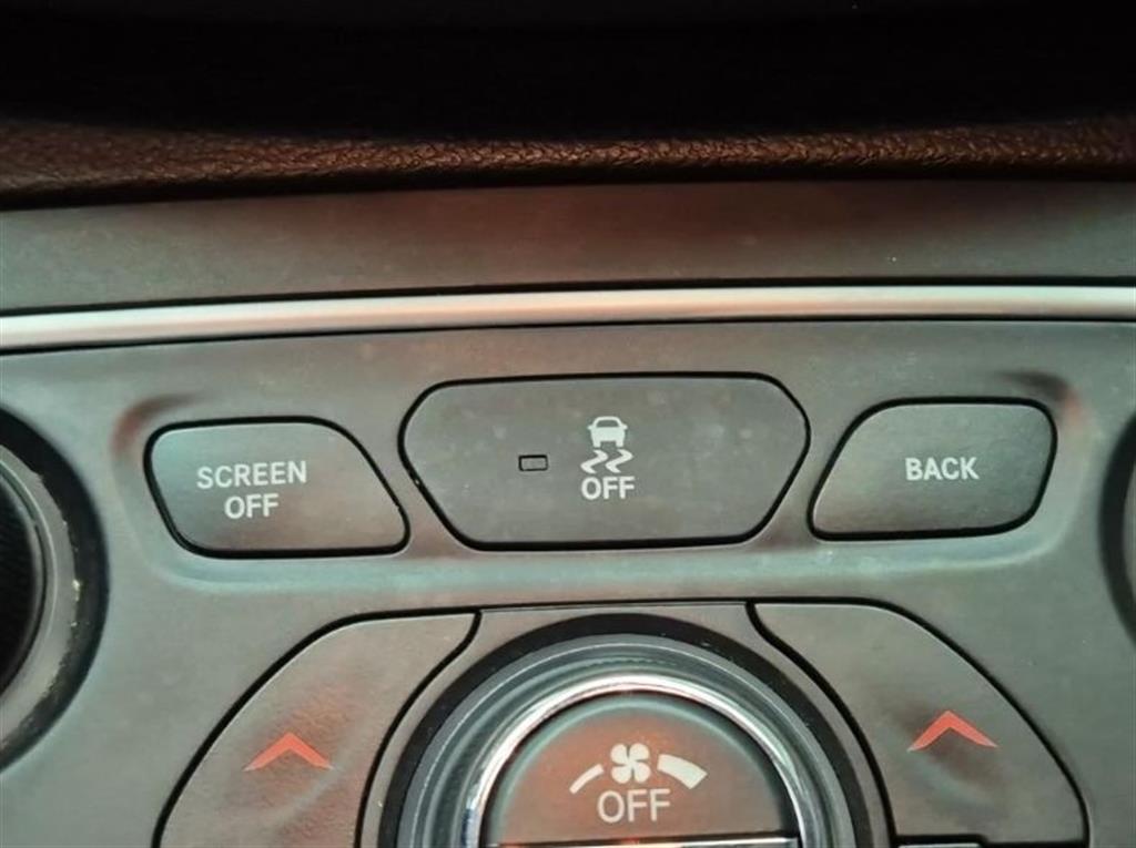 Chrysler 200 2015 Gris - Importación desde Corea - HF Imports Iquique - Foto 18